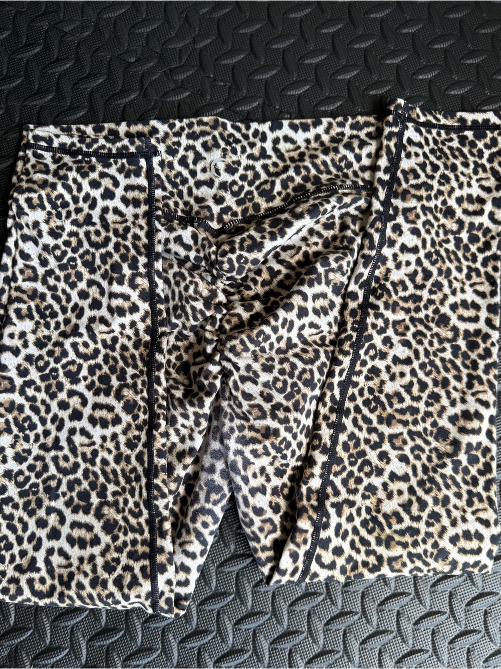 Zyia Active Leopard Print High-Rise Leggings - Picture 4 of 5